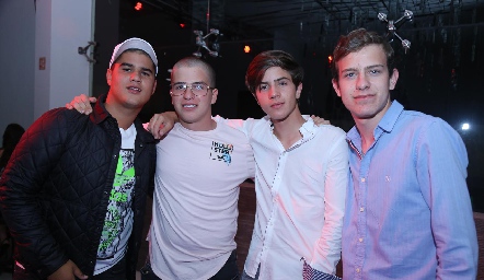 Pj, Juan Pablo, Saad y David.