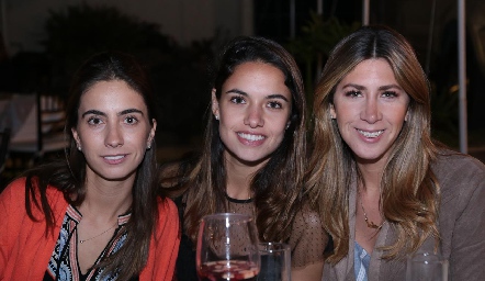  Lore Andrés, Marce Díaz Infante y Martha de la Rosa.
