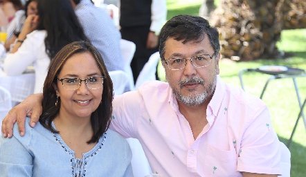  Claudia Reyes y Armando Torres.