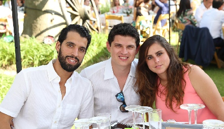  Alejandro Romo, Victor Paulín y Gaby Franco.