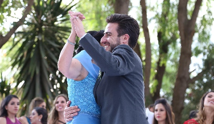  Rogelio Pacheco y  Alicia Somohano.