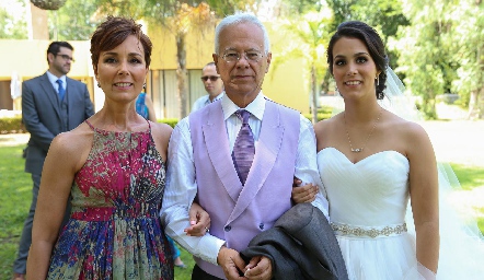  Sofía Corripio, Salvador Gutiérrez y María Gutiérrez.