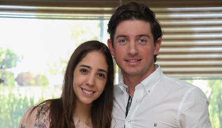  Alejandra Villarreal y Diego Cerecedo.