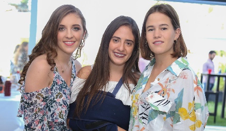  Pau Martínez, Alejandra Ascanio y Montse Barral.