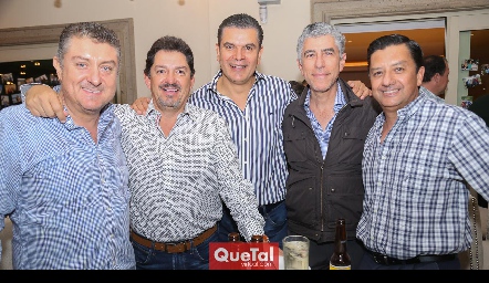 Carlos de Alba, Dagoberto Castillo, Javier Tobías, Sergio Godínez y Ricardo Herrera.