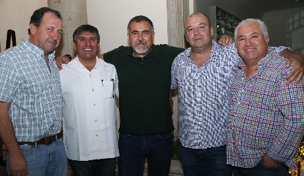  Boro Quijano, Juan Ariel Reyes, Picho Páramo, Toño Lozano y Guillermo Báez.