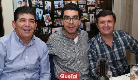  Antonio Morales, César Tobías y Ramiro Rodríguez.