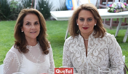  Leticia Hernández y Mariel Oliva.