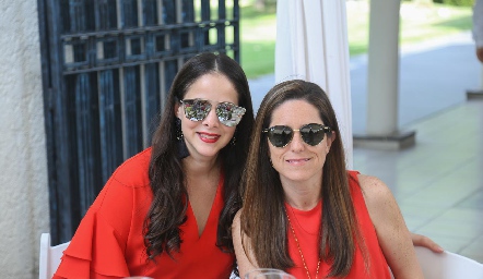  Adriana Ramón y Daniela Villaseñor.