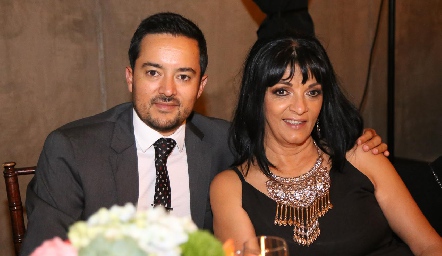  Gerardo Gómez y Elvira Correa.