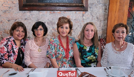  Ana Lucía Cifuentes, Marisa Navarro, Ana Méndez, Gina Belgoder y Rosy Gil.