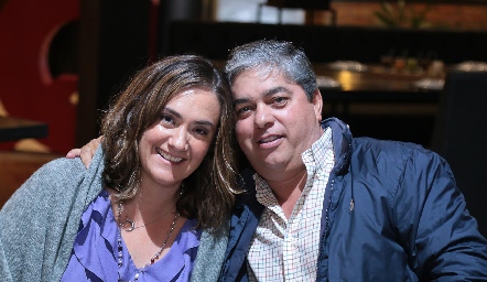  Gabriela Bárcena y Gerardo Córdova.