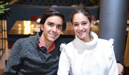 Arturo González y María Alfaro.
