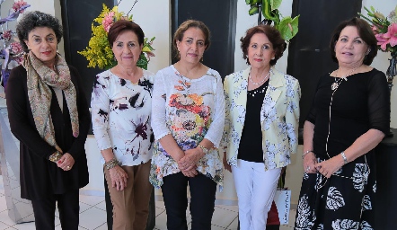  Patricia Nas, Leticia de Acebo, Martha Acevedo, Alicia de Carreras y Pilar Medellín.