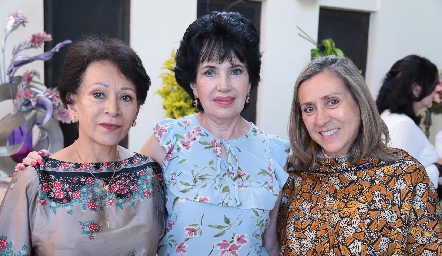  Aída Martínez, Lucy Stahl y Rocío García.