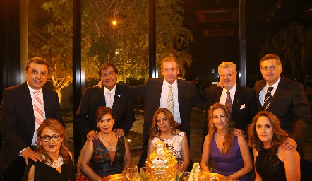  Alberto Díaz de León y Fantina Mirabal, René Díaz y Tita Ruiz, Enrique Rangel y Martha Acevedo, Luis José Ruiz y Elizabeth Eichelmann, Oscar Aguilar y Clara Perogordo.