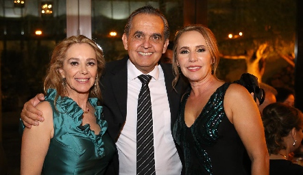Tayde Gaviño, Fernando Díaz de León y Laura Lavín.