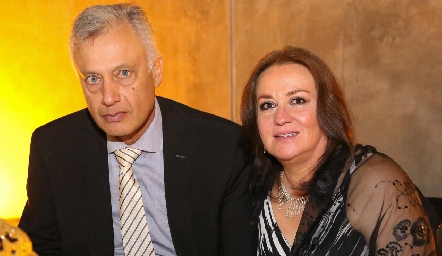  Manuel Rosillo y Alicia de los Santos .