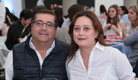  Guillermo Sáenz y Patricia Herrera.