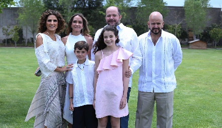  Berenice Díaz Infante, Jimena Ibarra, Gabriel de la Maza, Paco Hinojosa, Gabriel y Ana Sofía de la Maza.