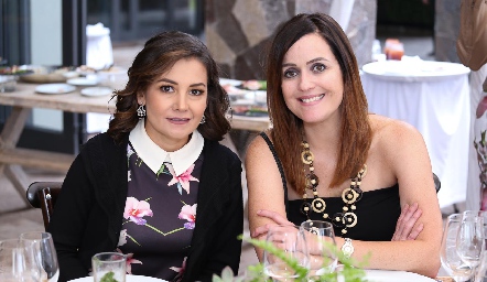 Rocío Subirana y Gabriela Hernández.