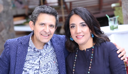  Adán Espinosa y Malena Sánchez.