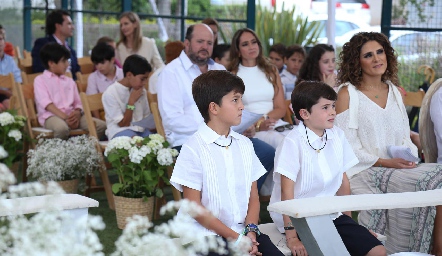  Primera Comunión de Carlitos y Gabriel.