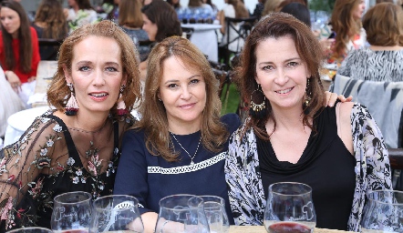  Verónica Dávalos, Ingrid Pérez y Tawi Garza.