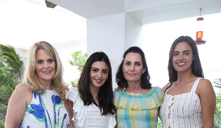  Lynette Pizzuto, Daniela de los Santos, Marina Rosillo, Teresa del Pozo e Isabel Rosillo.