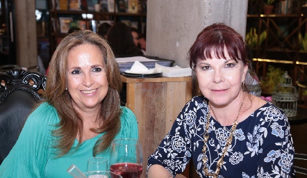  Martha Altamirano y Conchita Barba.