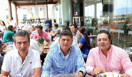  Eduardo Cantú, Carlos Román y Miguel Lomas .