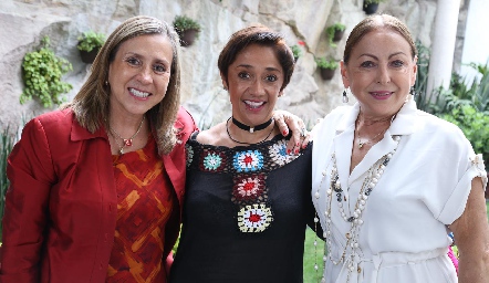  Rocío de Sigona, Marilú Lira y Rebeca Konishi.