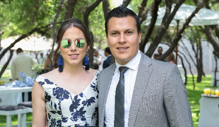  Alejandra Muñoz y César Montelongo.