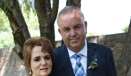  Pilar Mora y Francisco Castañón.