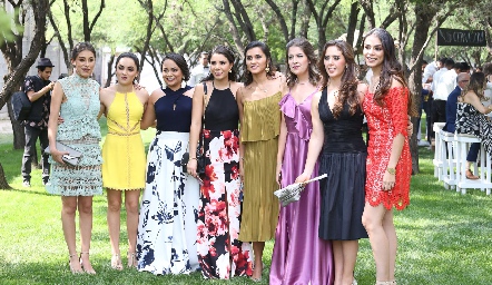  Claudia Rodríguez, María Bravo, Mariana Castillo, Ilse Lázaro, Bárbara Paredes, María José Fernández, Valeria Villarreal y Paulina Rodríguez.