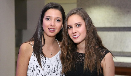  Isabella Villanueva y Nuria Manzo .