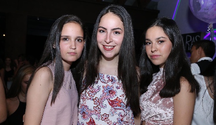  Isabela, Nicole y Fátima.