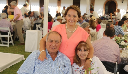  Jaime Ortiz, Rocío Viramontes y Susy Andrea.