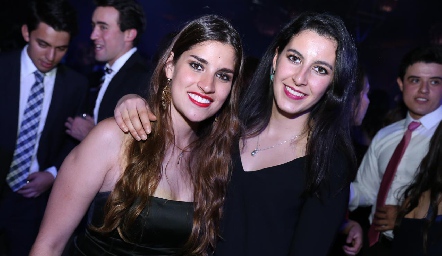  Andrea Alvarado y Daniela Mauricio.