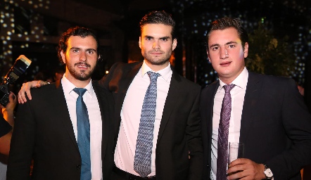  José Luis Hernández, José Luis Ortega y José Antonio Ramírez.