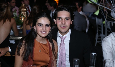  Adriana Olmos y Mauricio Tobías.