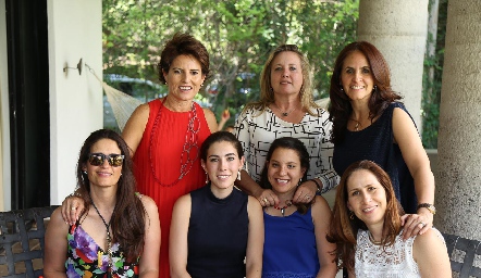  Cecilia Bremer, Alejandra Noriega, Dulce Herrera, Alejandra Martínez, Pamela y Alejandra Herrera y Lucía Marti.