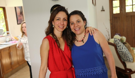 Mónica Leal y Alejandra Herrera.