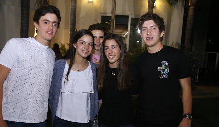  Rodrigo Abud, Paty Leos, Javier Duerte, Fer Del Valle y Dago Castillo.