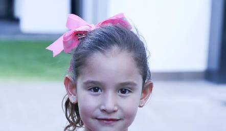  Alexia.