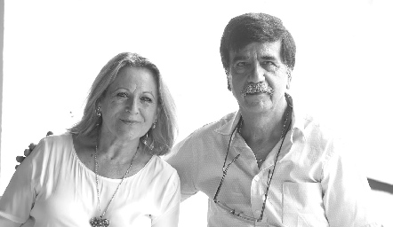  Lola Mora y Jaime Rodríguez.