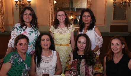  Ana Luisa Martínez de Macías, Cora Sánchez, Paula González, Mónica Ramírez Perogordo, Ana Fonte de Torres, Tere Jover y Giselle Fernández.