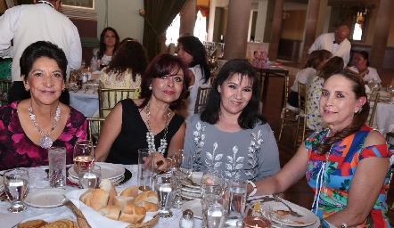  Tere Moncada, Verónica Rueda, Patricia Arce y Lucía Lozano.