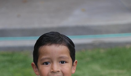  Matías.