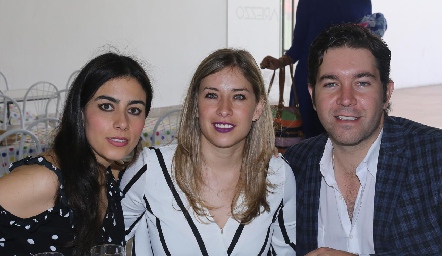  Lula Torres, Gabriela Alvarado y Alejandro Zamanillo.